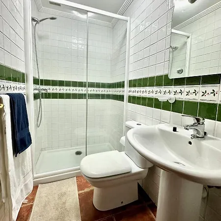 Pambnb - 250m To Beach, Family Pools, Wi-fi & Bbq Holiday home
