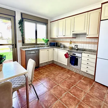 Holiday home Pambnb - 250m To Beach, Family Pools, Wi-fi & Bbq *