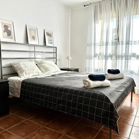 Holiday home Pambnb - 250m To Beach, Family Pools, Wi-fi & Bbq *