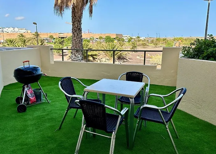 度假居 Pambnb - 250m To Beach, Family Pools, Wi-fi 格拉纳迪利亚-德阿沃纳